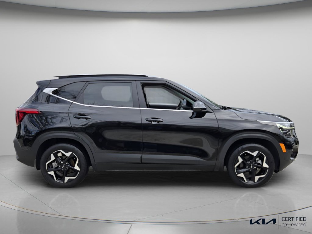 Certified 2025 Kia Seltos EX FWD image 5