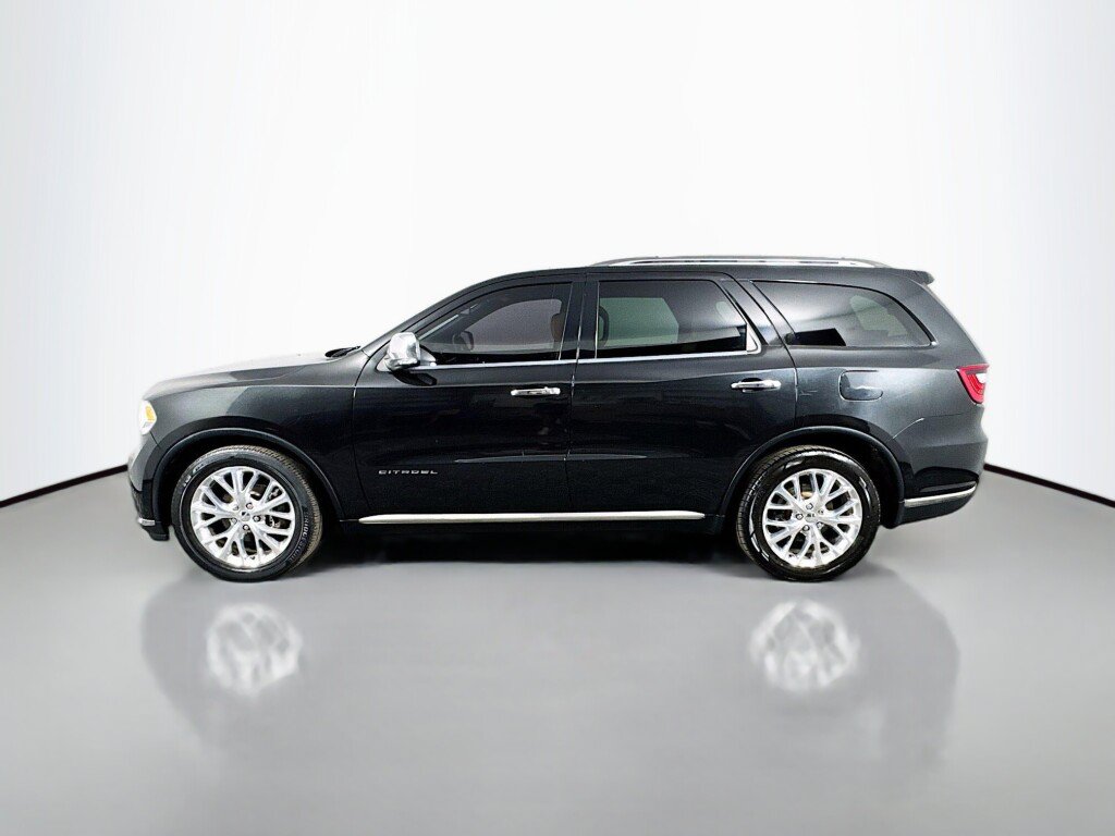 Used 2015 Dodge Durango Citadel w/ Technology Group RWD image 2