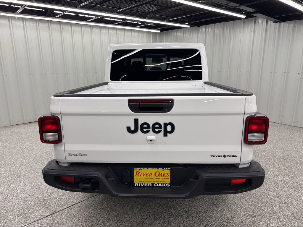 New 2026 Jeep Gladiator Sport image 6