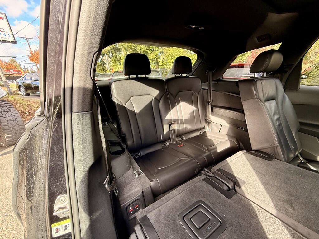 Used 2019 Audi Q7 3.0T Premium w/ Convenience Package AWD/4WD image 12