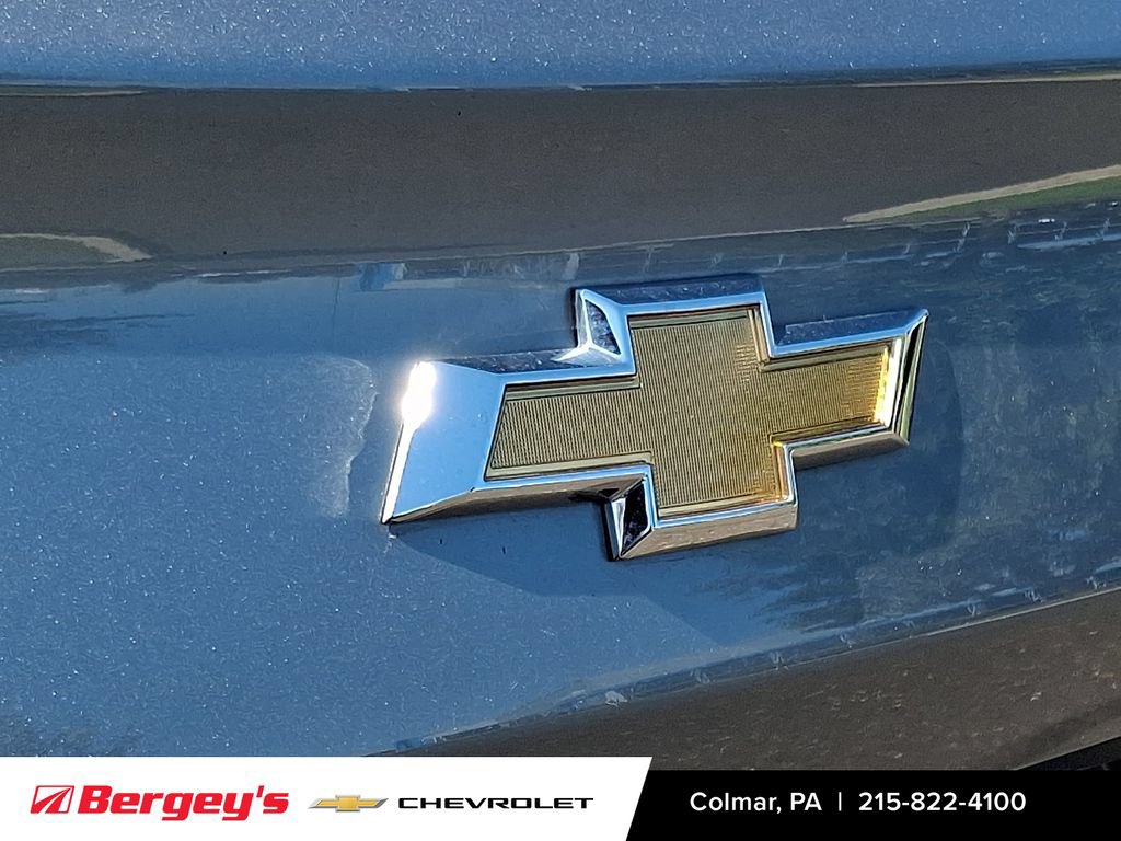 Used 2024 Chevrolet Blazer EV LT AWD/4WD image 33
