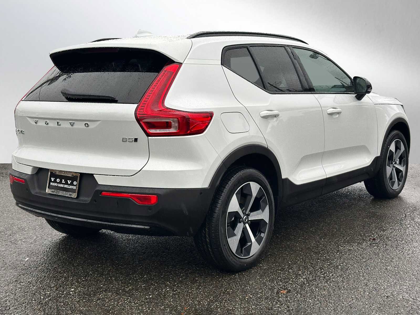New 2026 Volvo XC40 B5 Plus w/ Protection Package Premier image 3