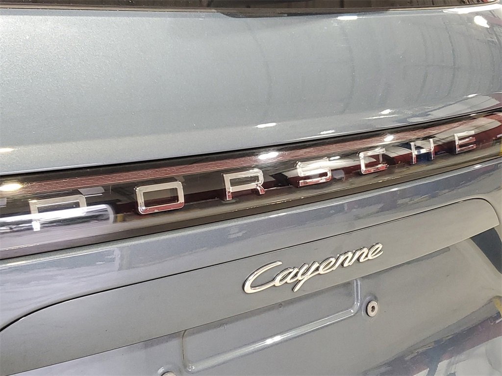 Used 2019 Porsche Cayenne image 30