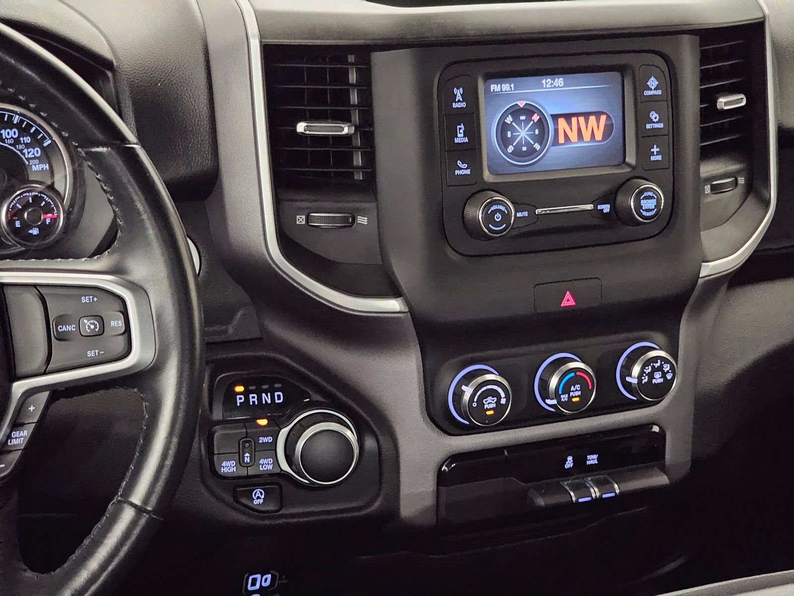 Used 2023 RAM 1500 Big Horn AWD/4WD image 9
