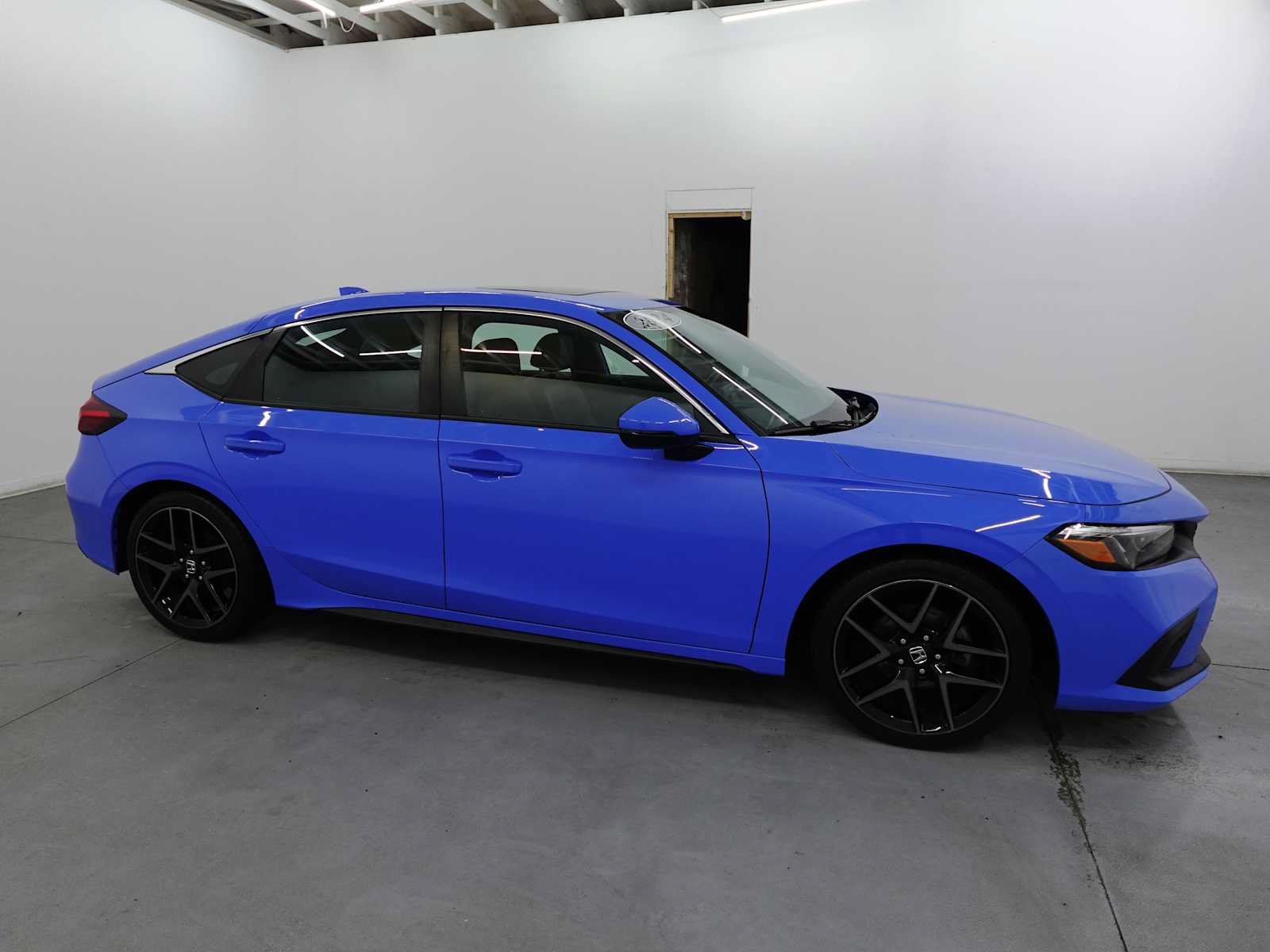 Used 2024 Honda Civic Sport Touring image 4