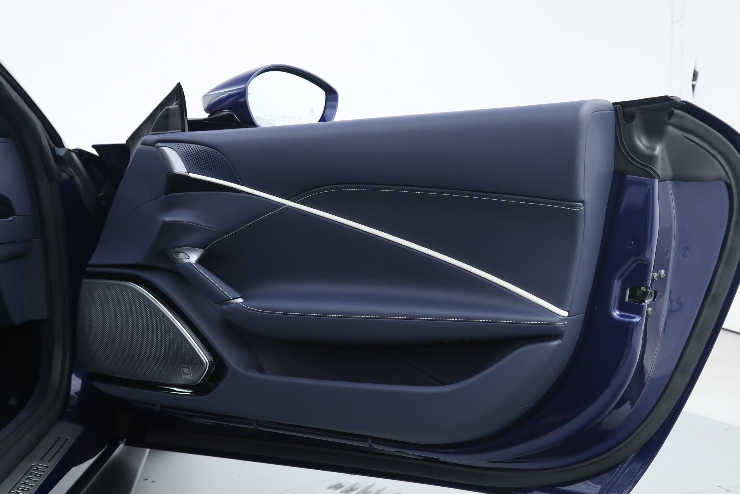 Certified 2026 Ferrari Roma Spider RWD image 19