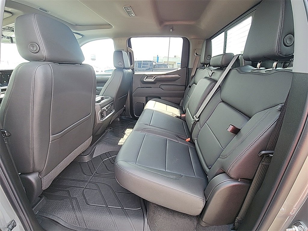 New 2026 Chevrolet Silverado 1500 LTZ w/ Technology Package image 31