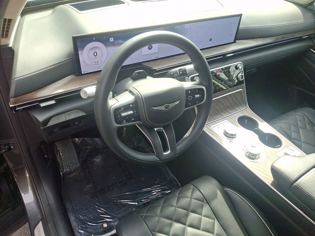 Used 2025 Genesis GV80 3.5T Prestige image 2