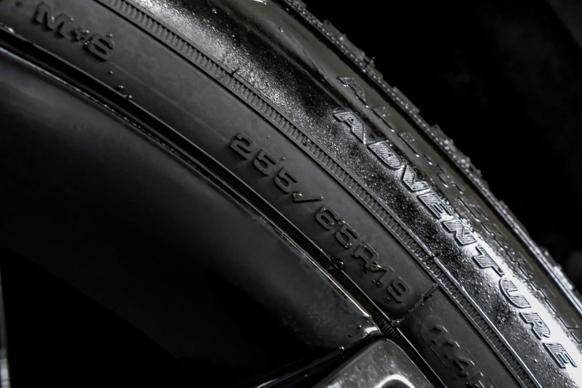 Used 2023 Land Rover Defender 110 X image 56