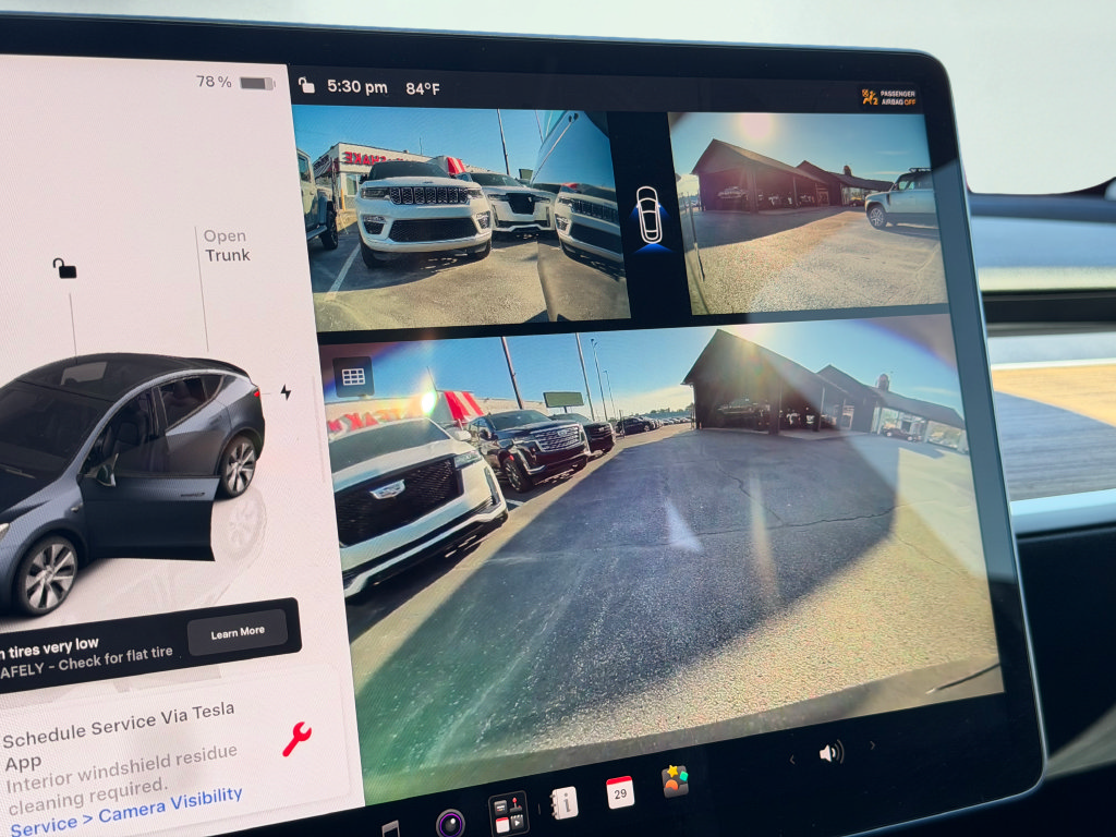 Used 2024 Tesla Model Y Long Range RWD image 24