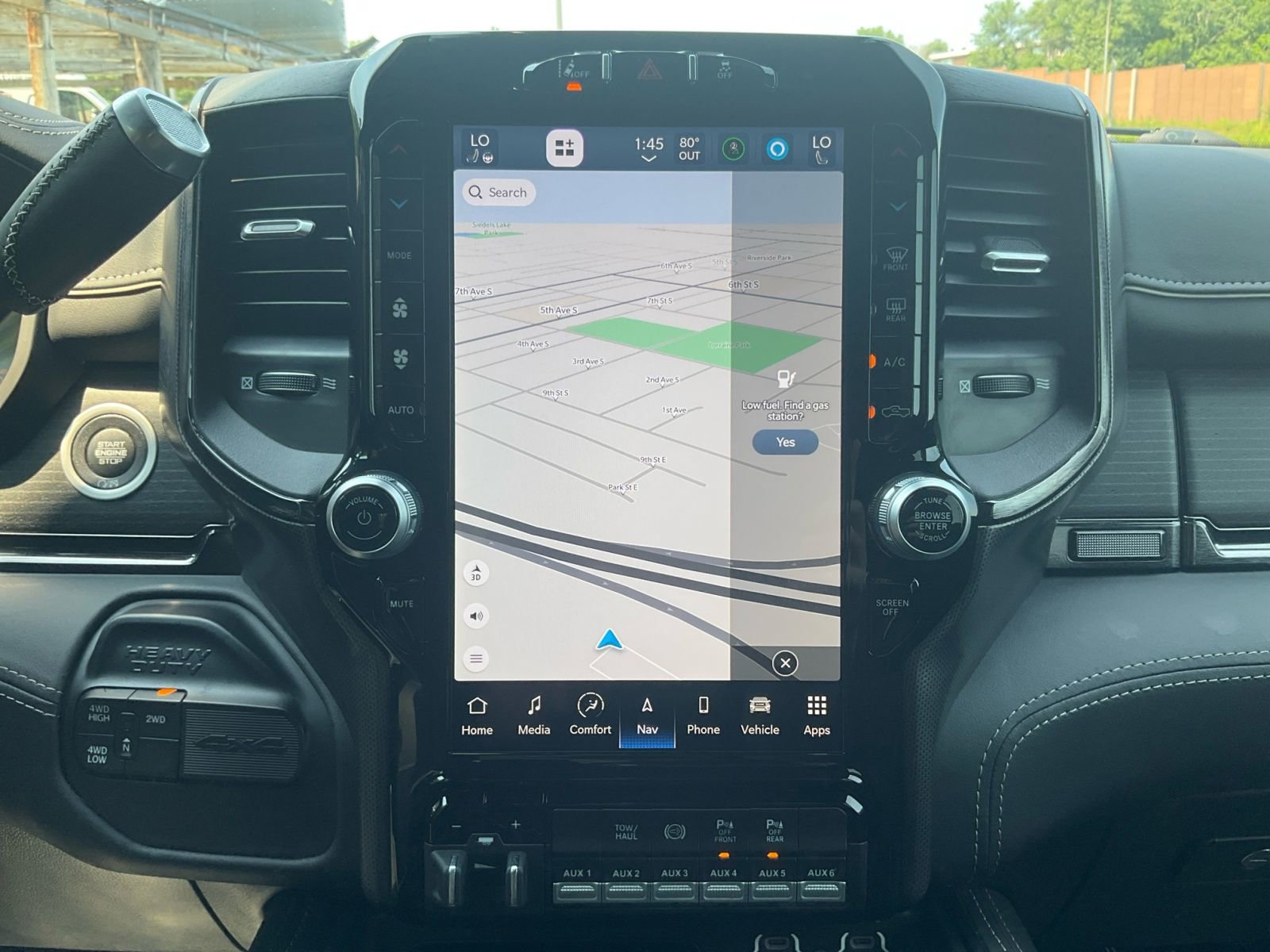 Used 2024 RAM 3500 Limited image 23