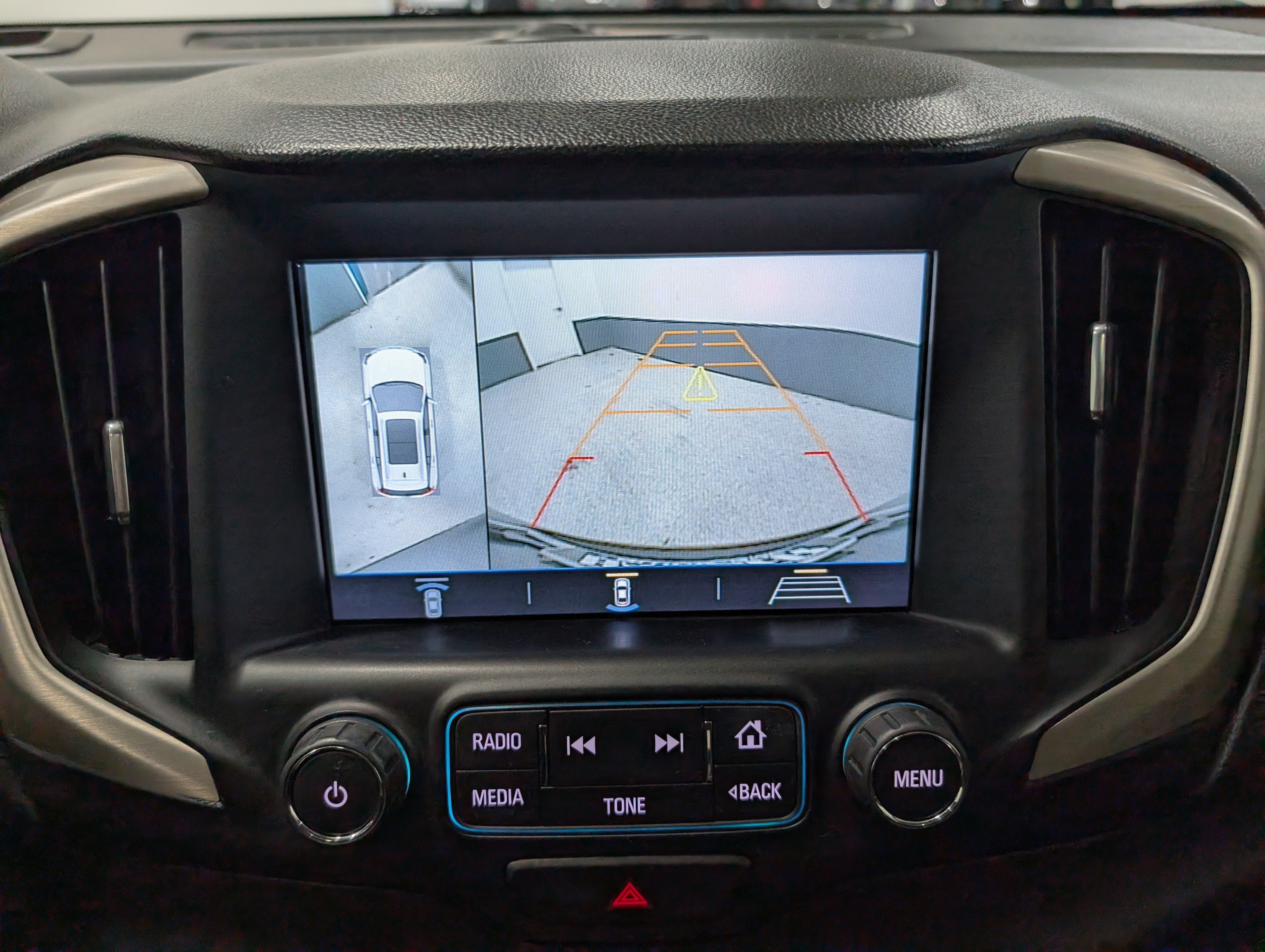 Used 2018 GMC Terrain Denali w/ Advanced Safety Package AWD/4WD image 26