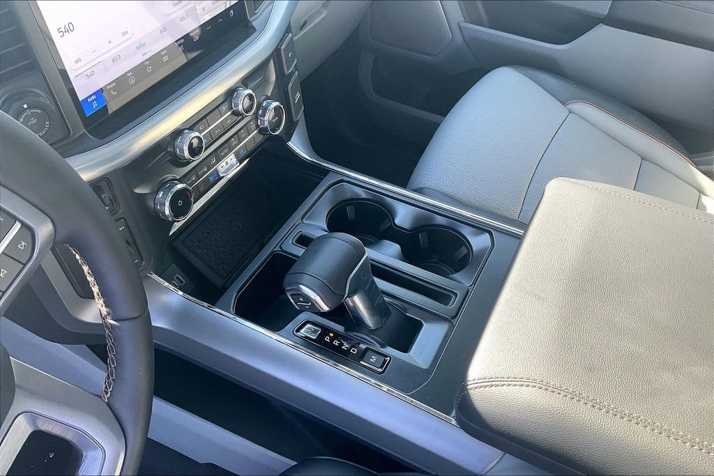 New 2025 Ford F150 Lariat w/ Equipment Group 501A Mid image 8