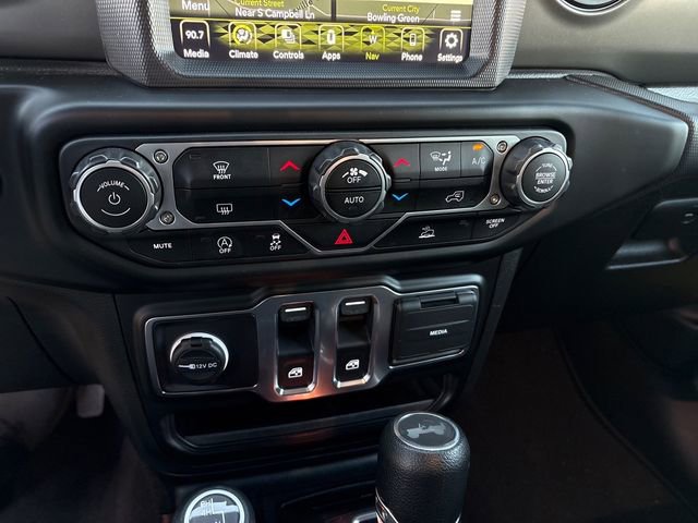 Used 2023 Jeep Wrangler Sport S image 17