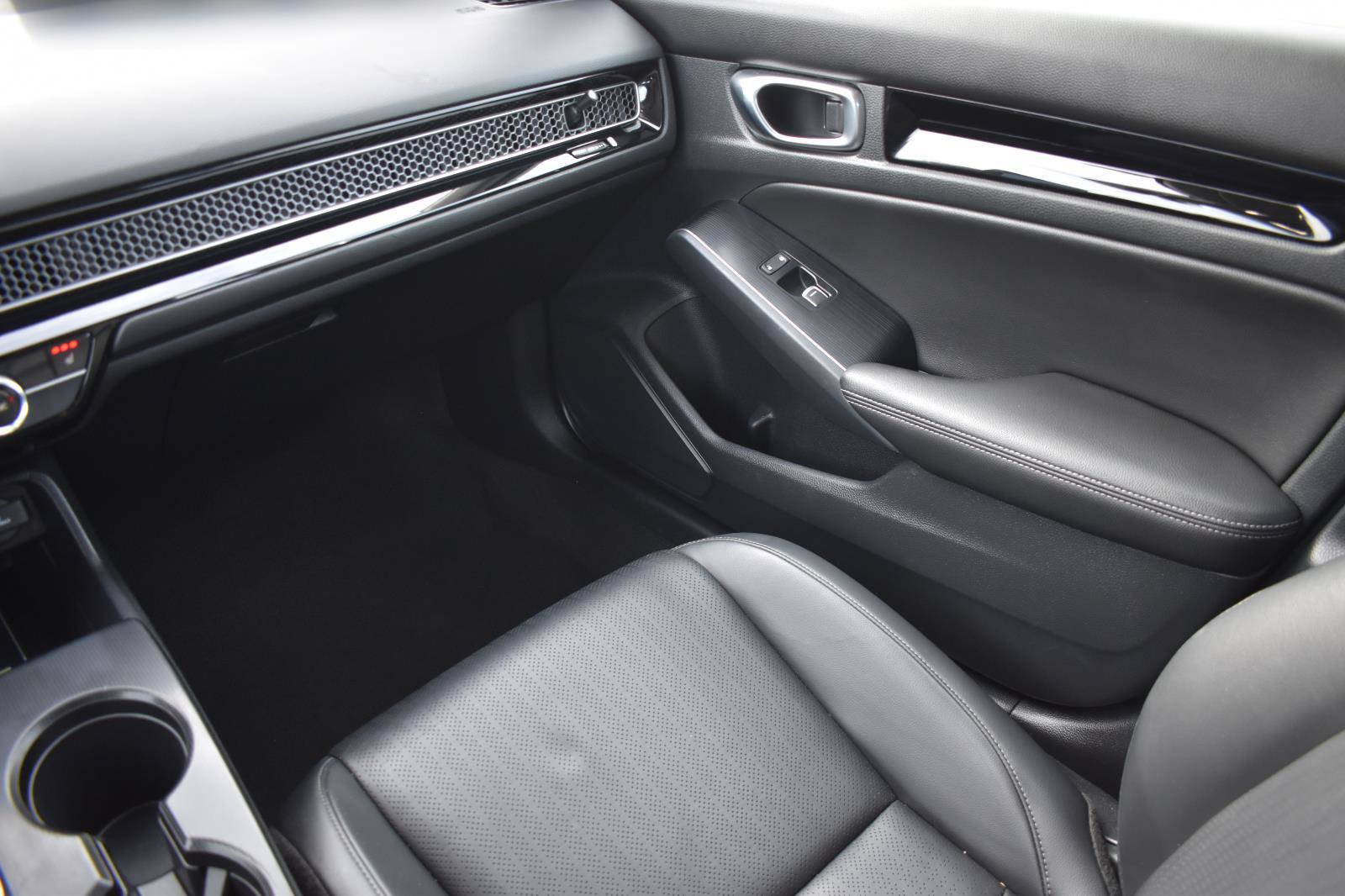 Used 2024 Honda Civic Touring image 19