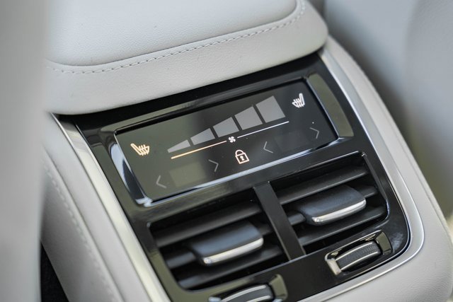 New 2026 Volvo XC90 B6 Ultra image 32