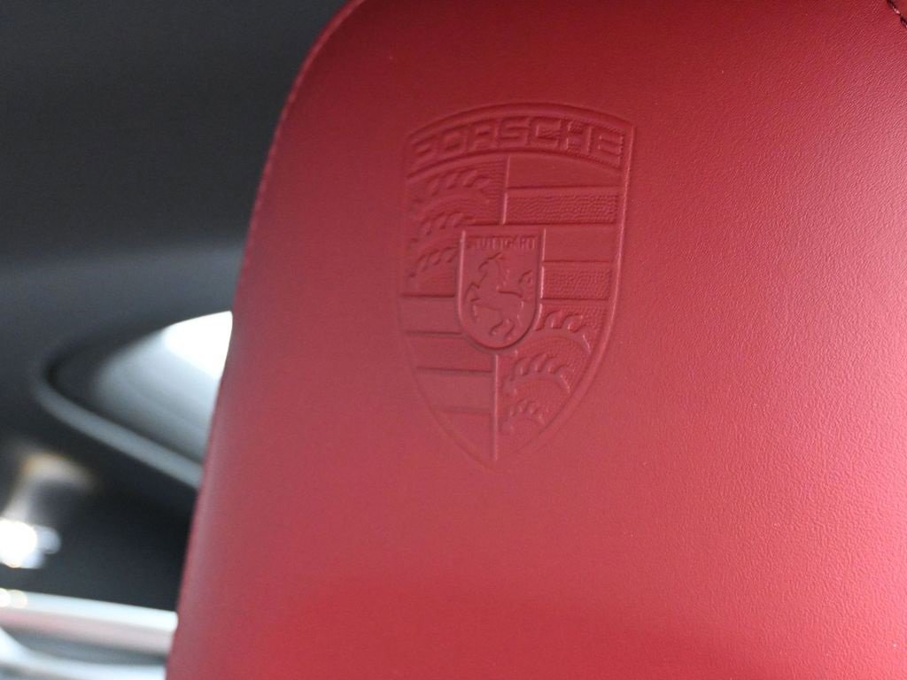Used 2025 Porsche 718 Cayman image 21