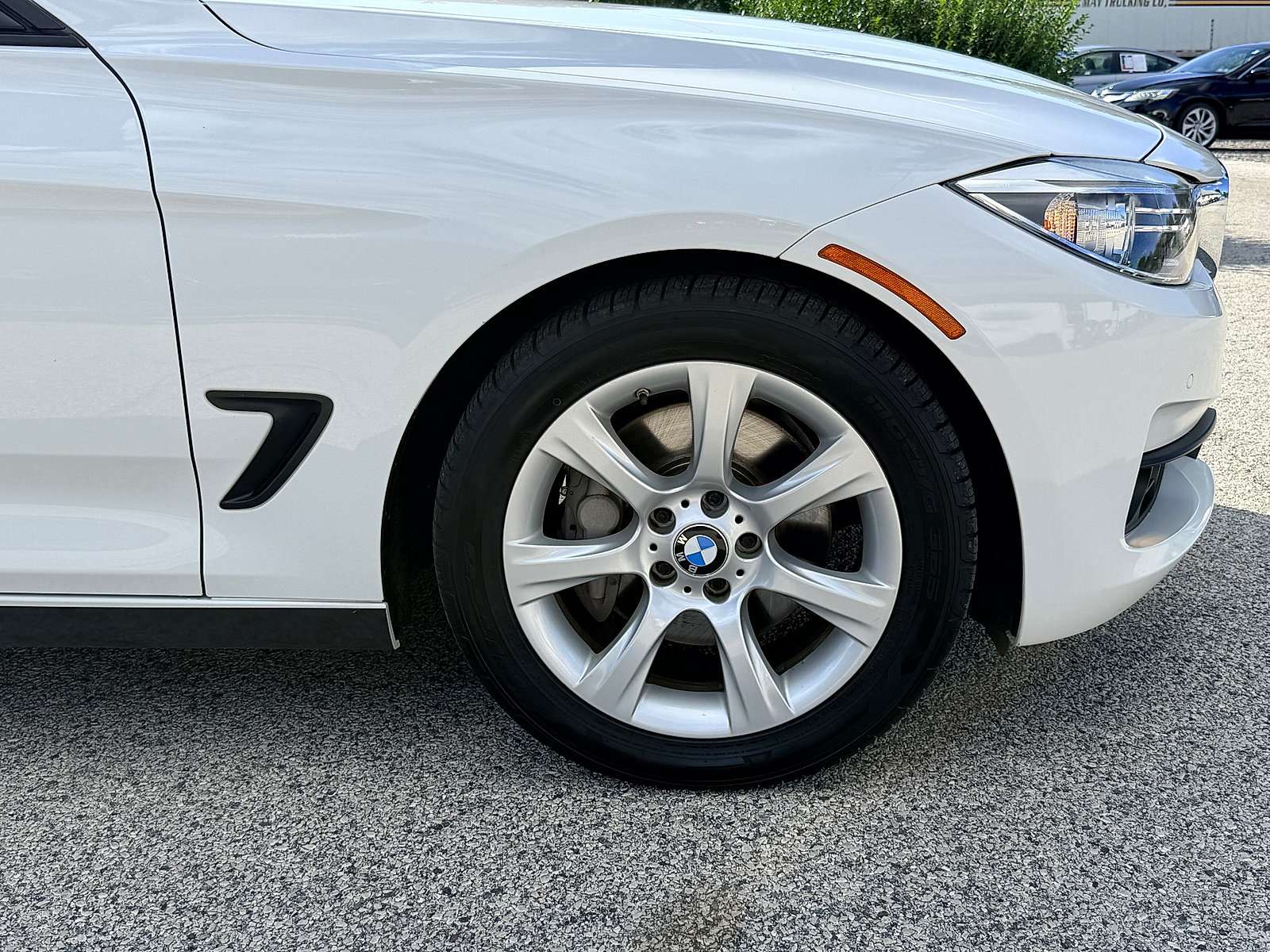 Used 2015 BMW 335i Gran Turismo xDrive AWD/4WD image 12