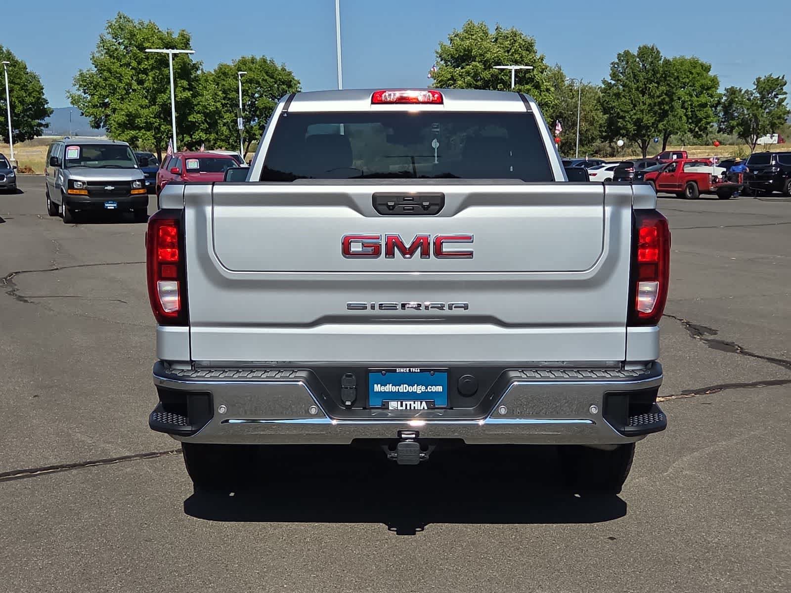 Used 2022 GMC Sierra 1500 Pro w/ Convenience Package AWD/4WD image 13