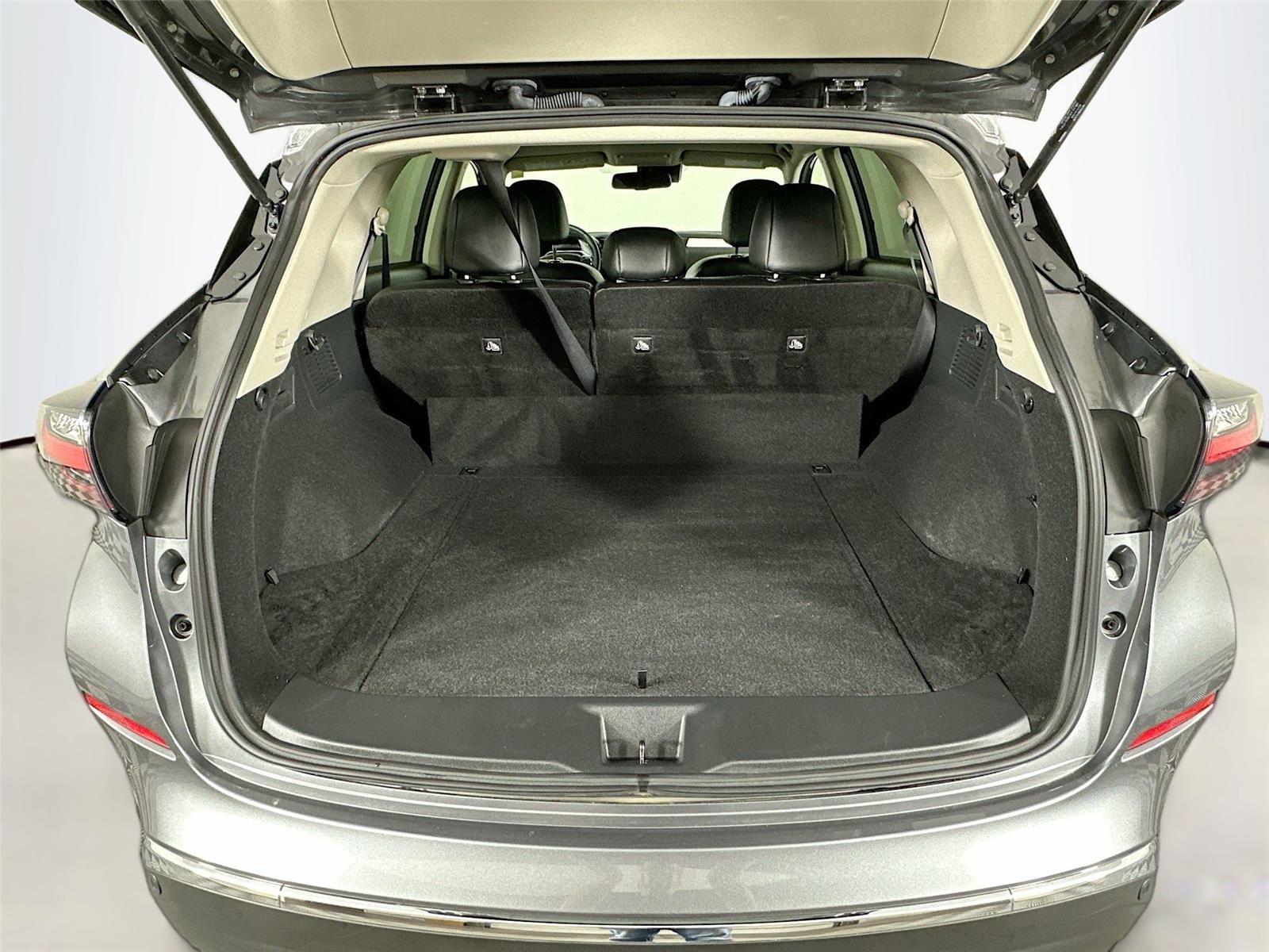 Used 2024 Nissan Murano SV AWD/4WD image 25