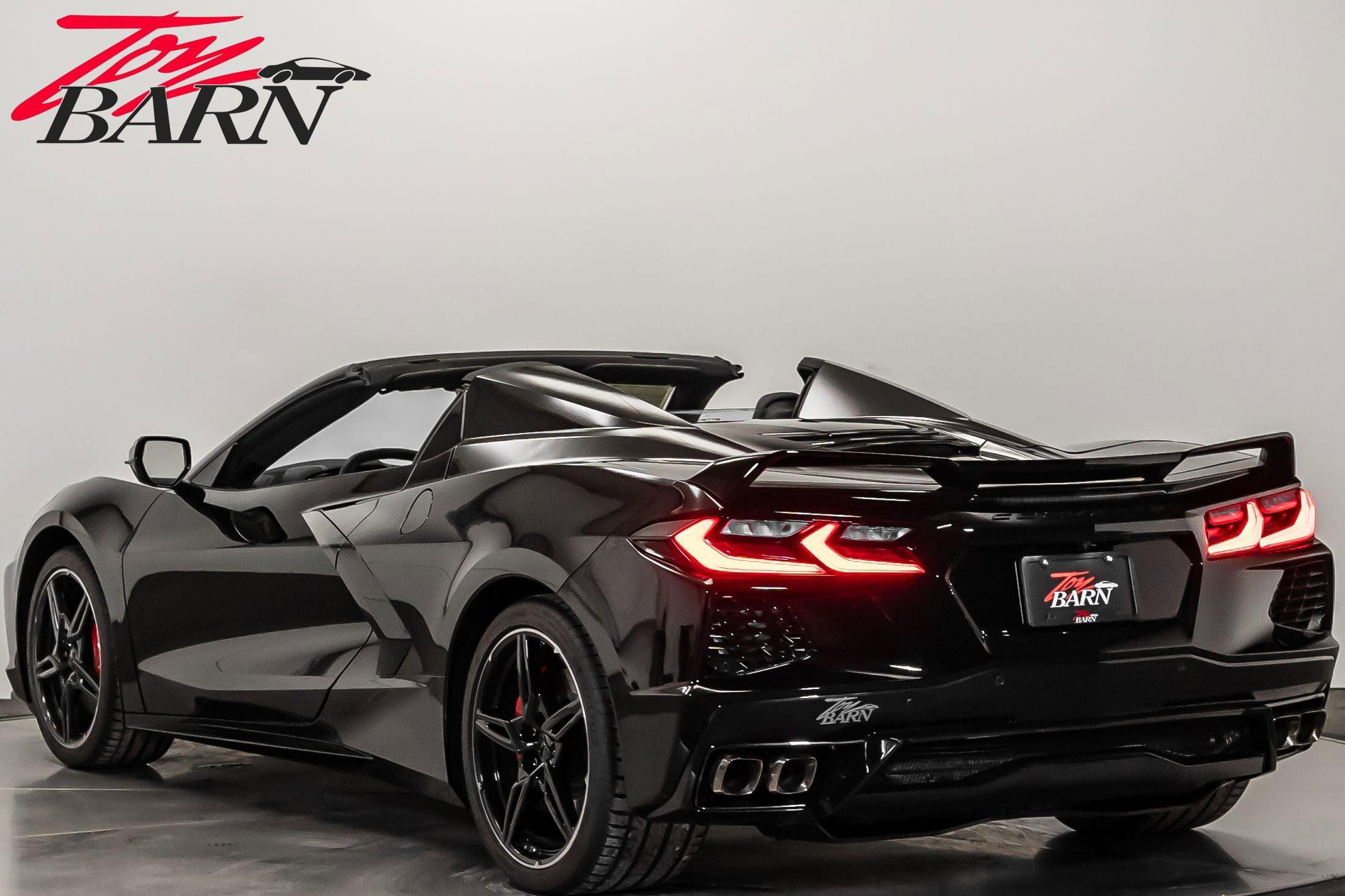 Used 2024 Chevrolet Corvette Stingray w/ Z51 Performance Package image 3