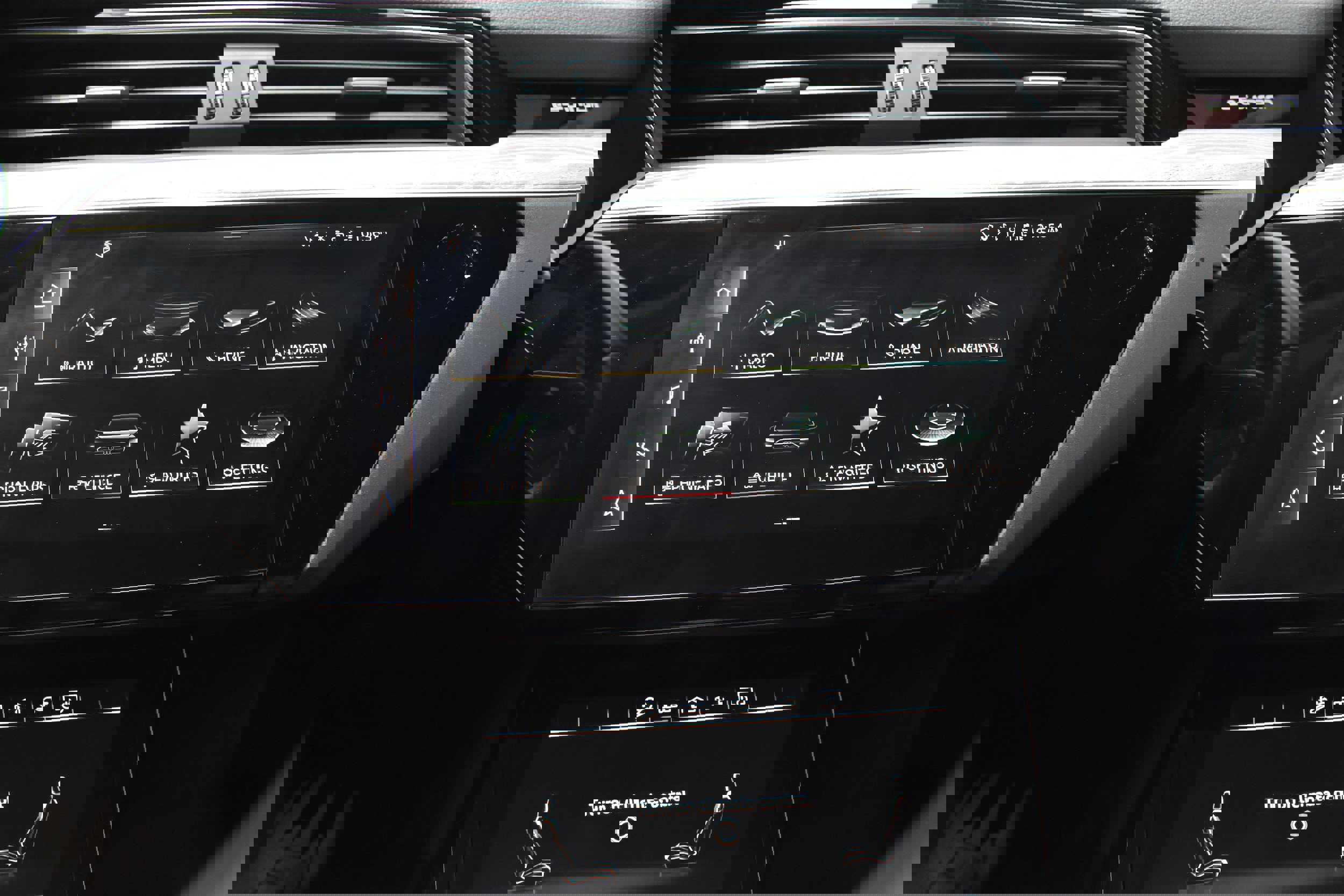 Used 2021 Audi e-tron Premium Plus w/ Premium Plus Package image 33