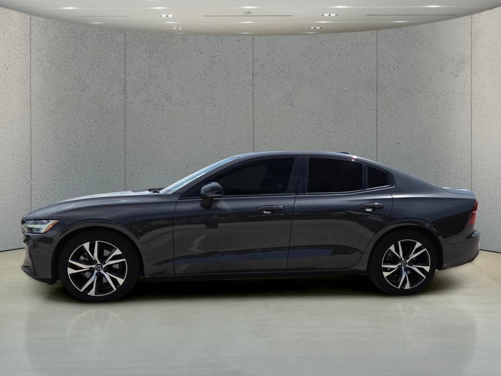 Used 2025 Volvo S60 B5 Plus w/ Protection Package Premier FWD image 9