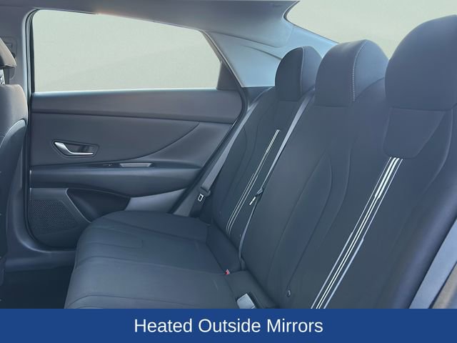 Used 2023 Hyundai Elantra SEL w/ Convenience Package FWD image 16