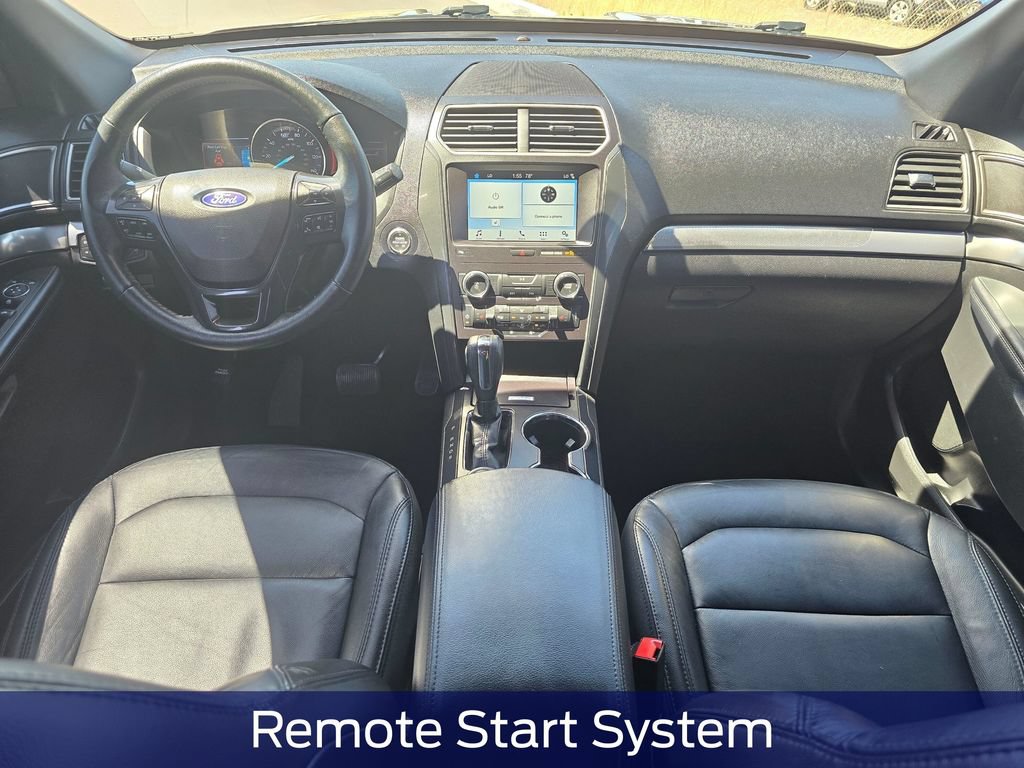 Used 2018 Ford Explorer XLT w/ Equipment Group 202A AWD/4WD image 12