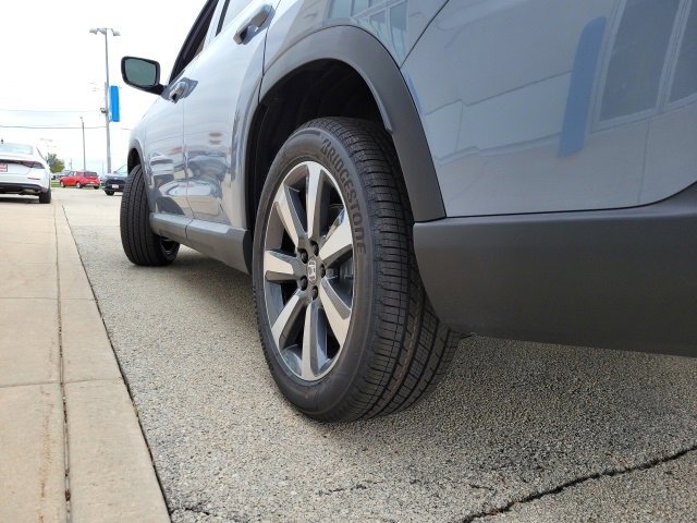 New 2025 Honda Pilot Touring image 19