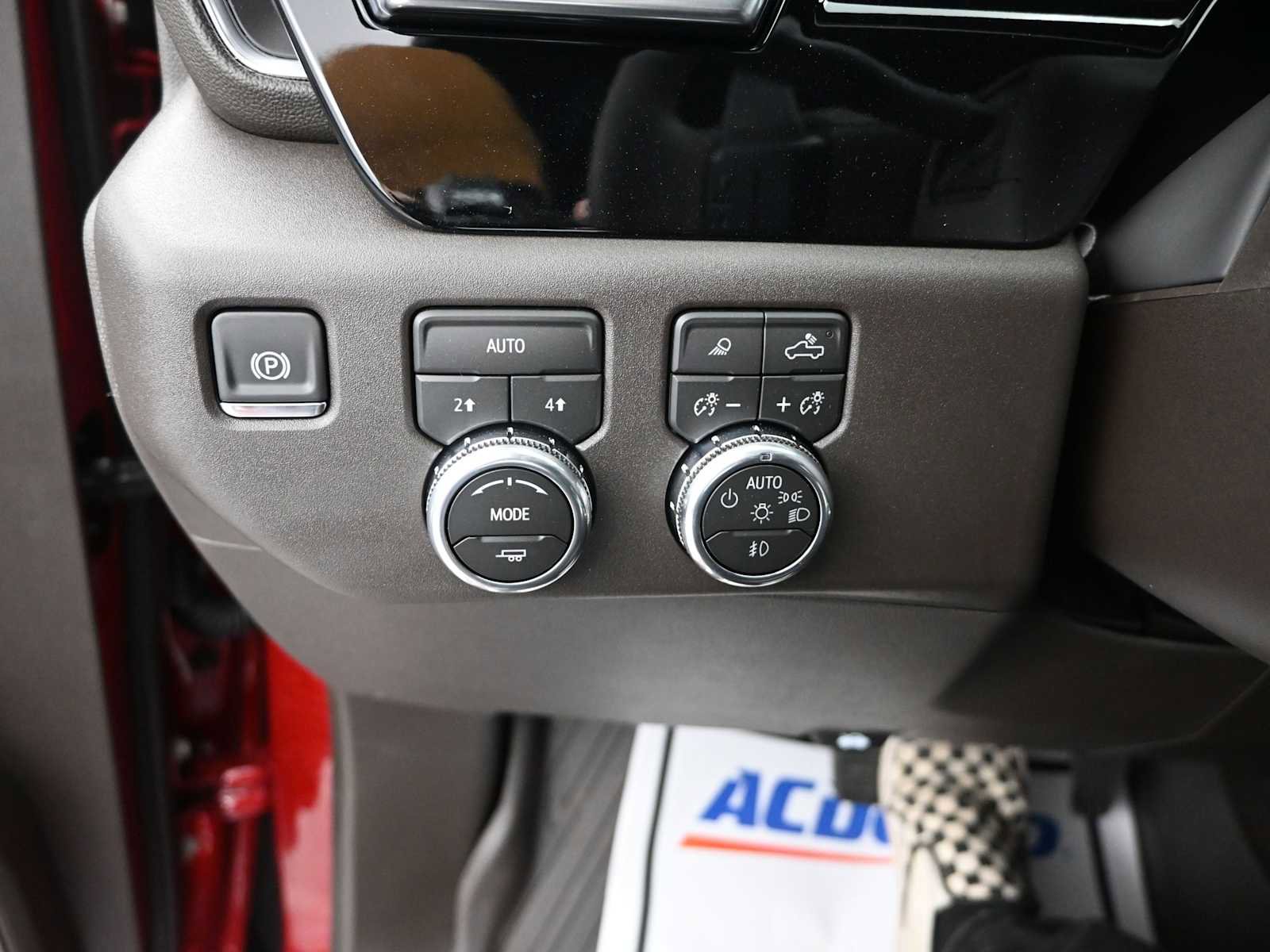 New 2026 GMC Sierra 1500 SLT w/ SLT Premium Plus Package image 18