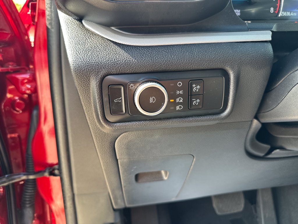 Used 2023 Ford Explorer XLT w/ Equipment Group 202A RWD image 23