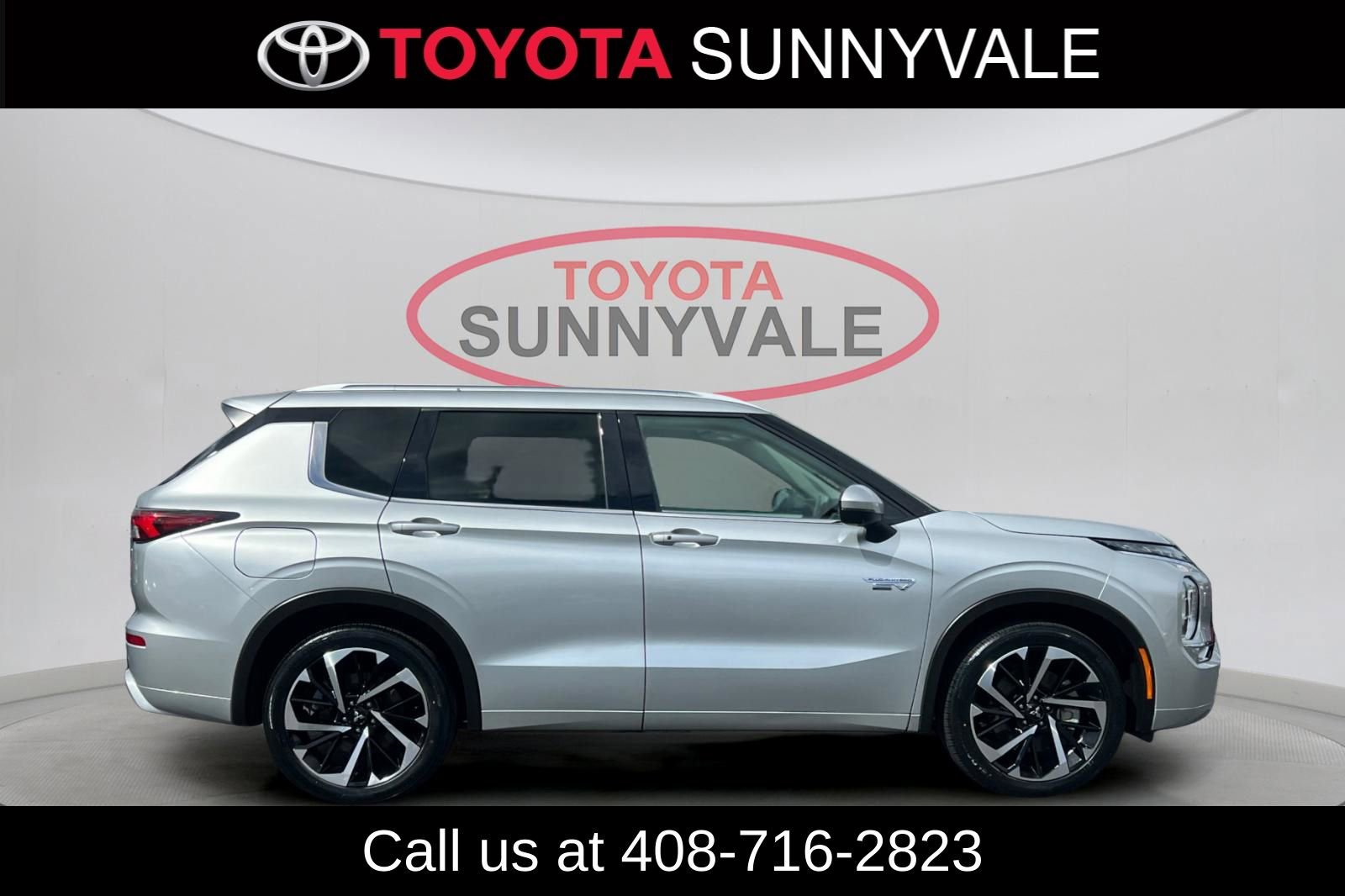 Used 2024 Mitsubishi Outlander SEL image 9