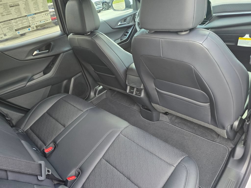 New 2026 Chevrolet Equinox LT w/ Convenience Package II FWD image 25