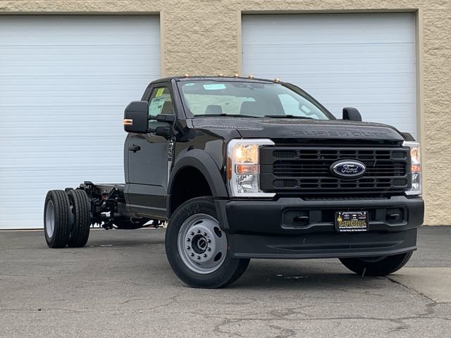 New 2025 Ford F550 4x4 Regular Cab Super Duty w/ Snow Plow Prep Package