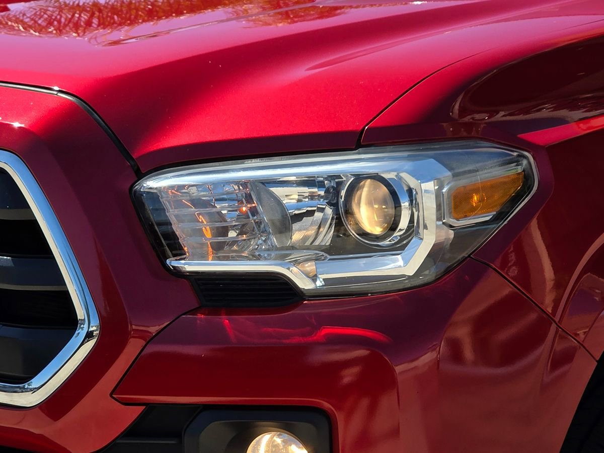 Used 2016 Toyota Tacoma SR5 RWD image 6