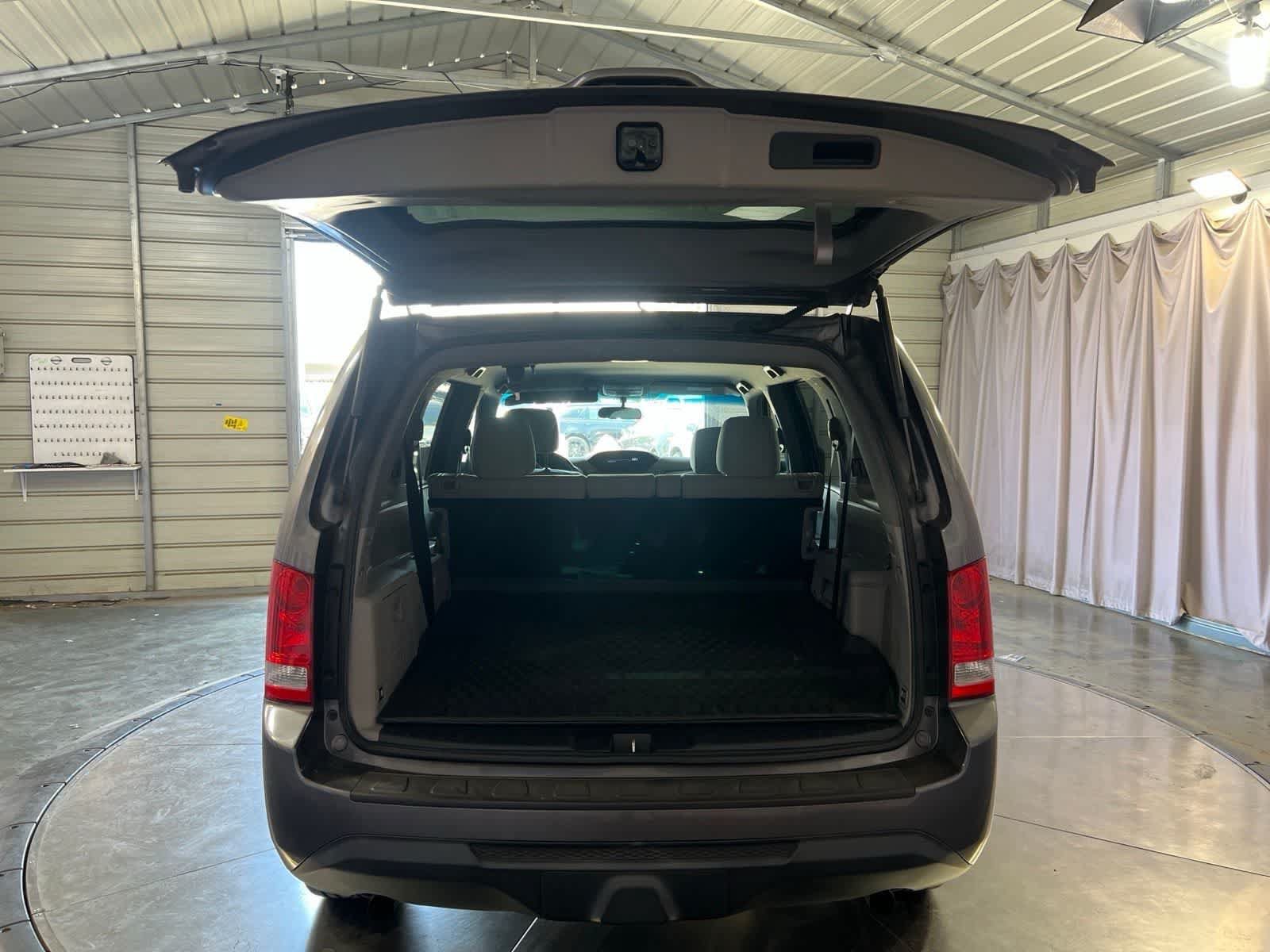 Used 2015 Honda Pilot LX image 7