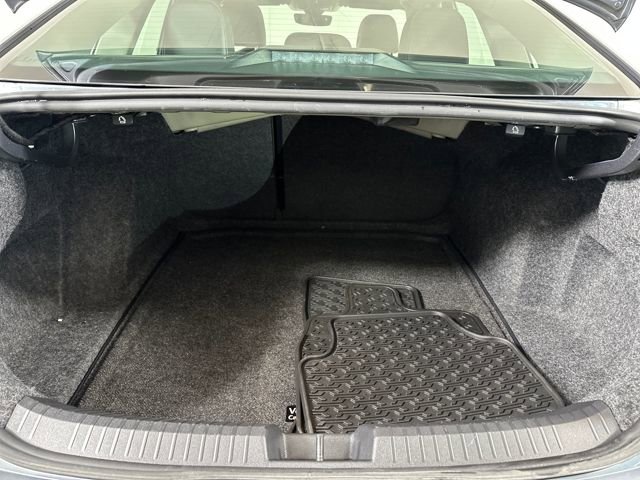 Used 2023 Volkswagen Jetta SE image 25