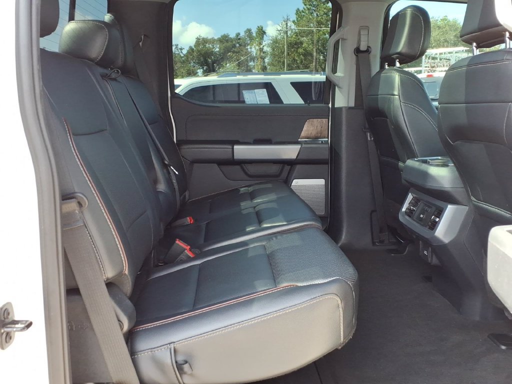 Used 2024 Ford F250 Lariat w/ Sport Appearance Package AWD/4WD image 16
