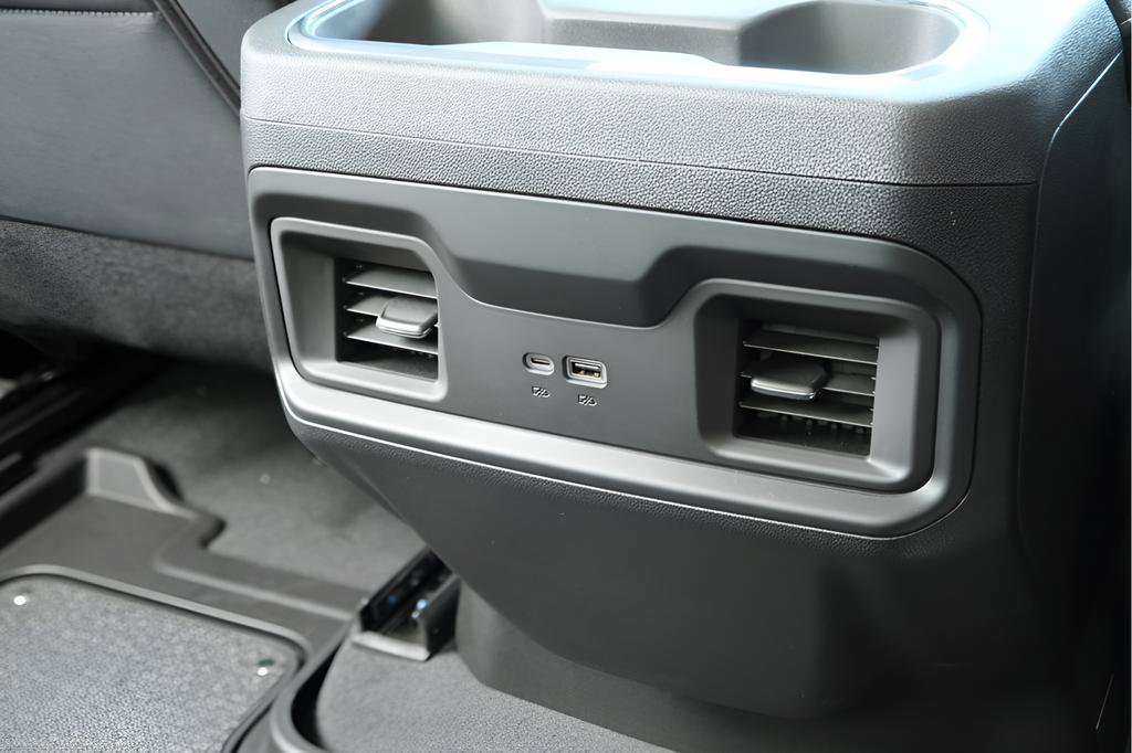 Used 2024 Chevrolet Silverado 1500 RST w/ All Star Edition Plus image 32