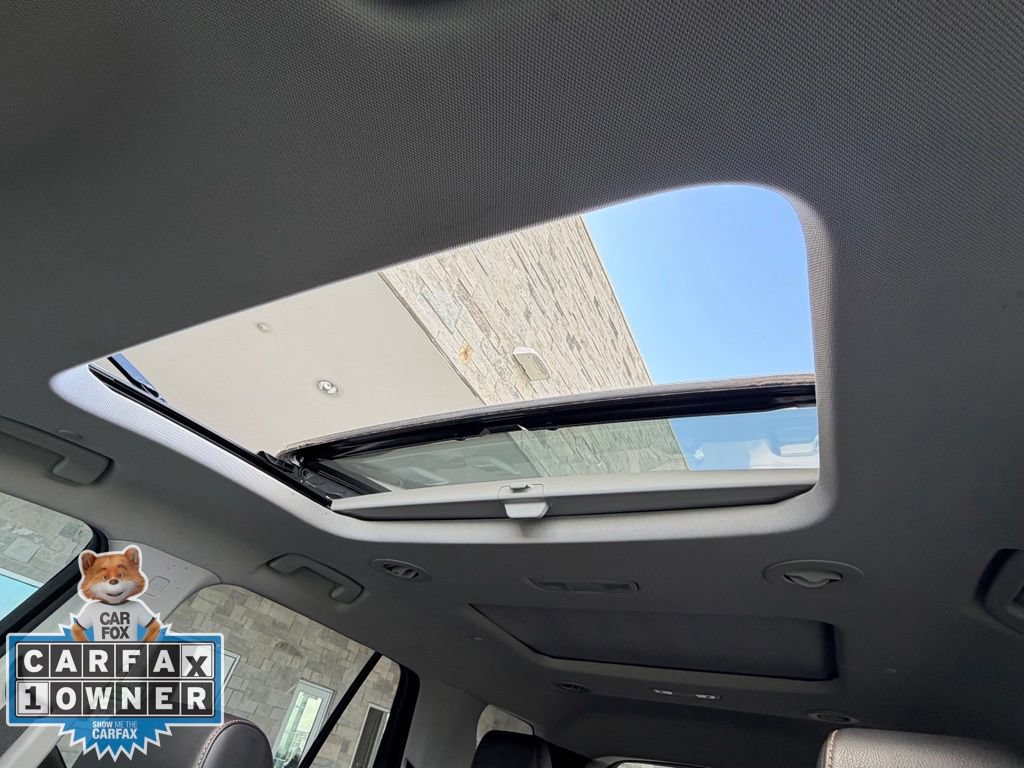 Used 2019 Chevrolet Traverse Premier w/ Redline Edition FWD image 28
