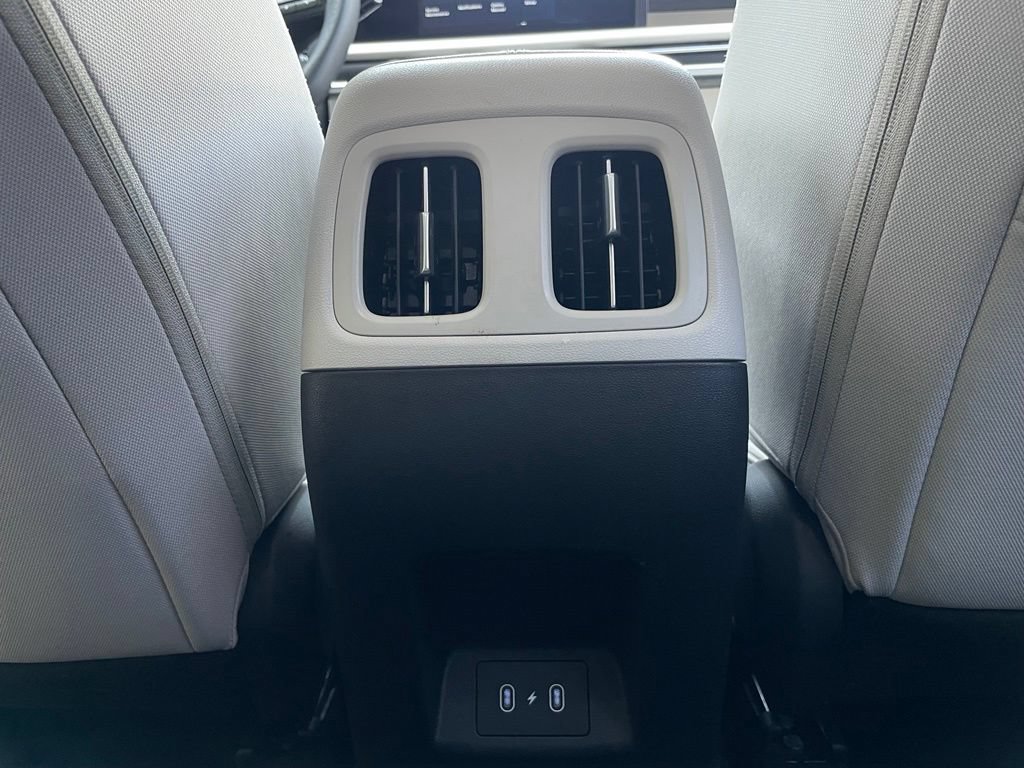 Used 2025 Hyundai Tucson SEL FWD image 27