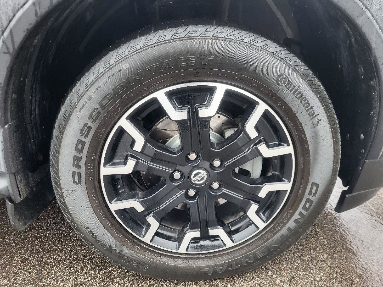 Used 2020 Nissan Pathfinder SL image 14