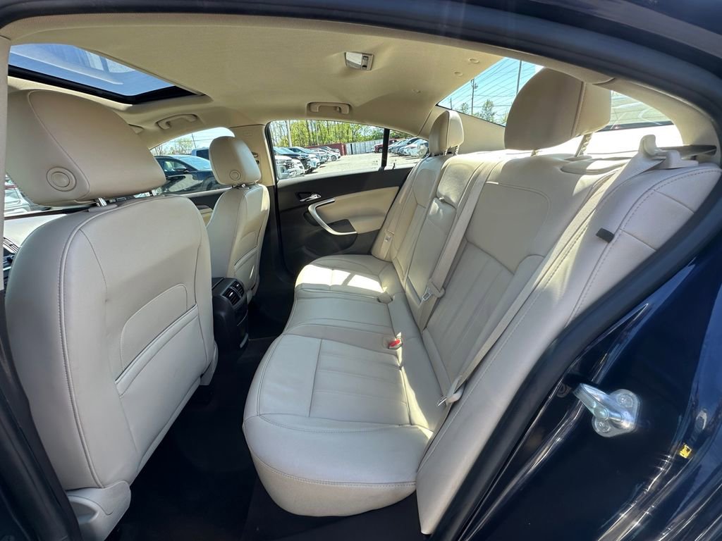 Used 2017 Buick Regal AWD image 23