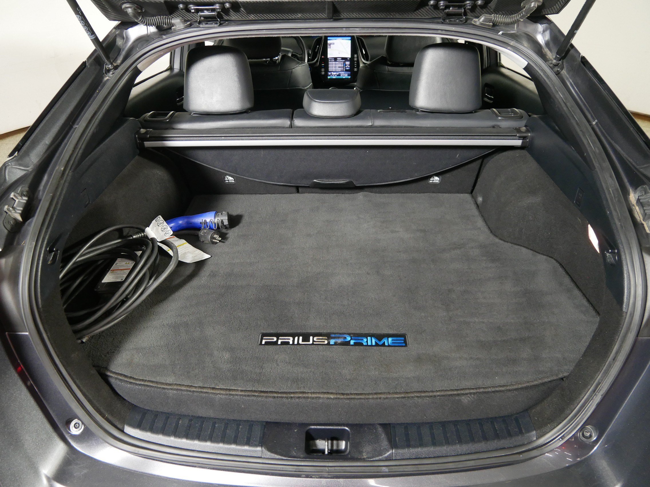 Used 2022 Toyota Prius Prime XLE FWD image 18