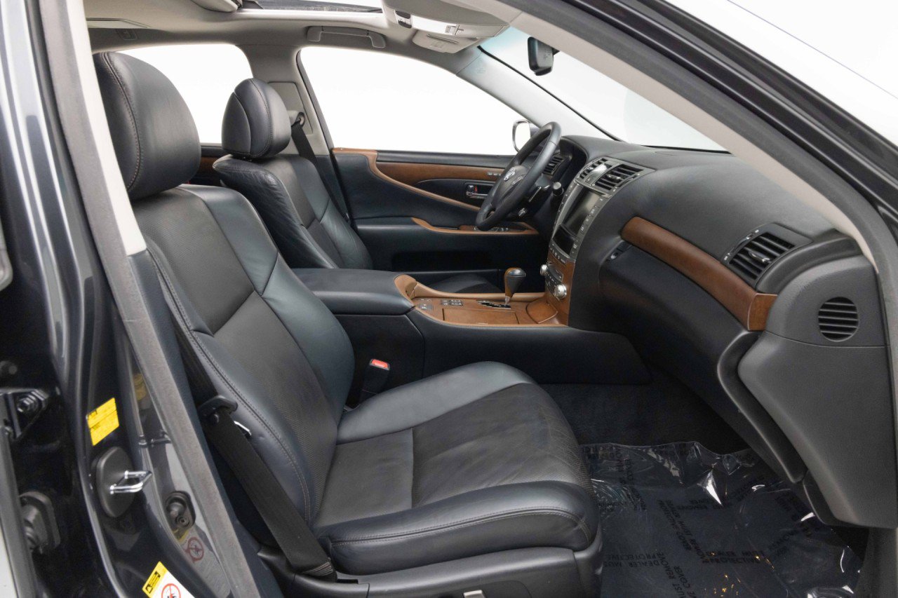 Used 2011 Lexus LS 460 w/ Sport Pkg RWD image 24