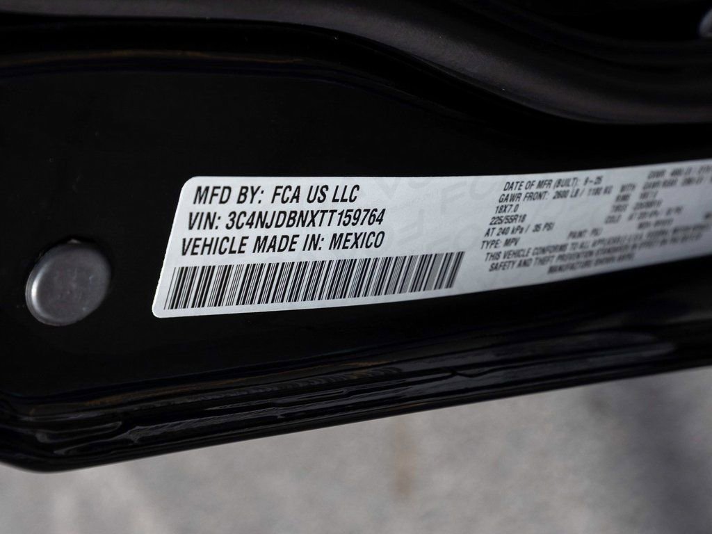 New 2026 Jeep Compass Latitude image 13