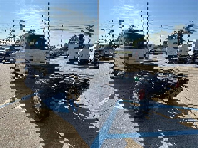 New 2025 Ford F550 4x4 SuperCab Super Duty image 5