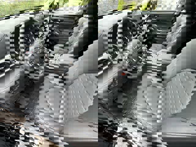 New 2024 Toyota Highlander XLE image 15