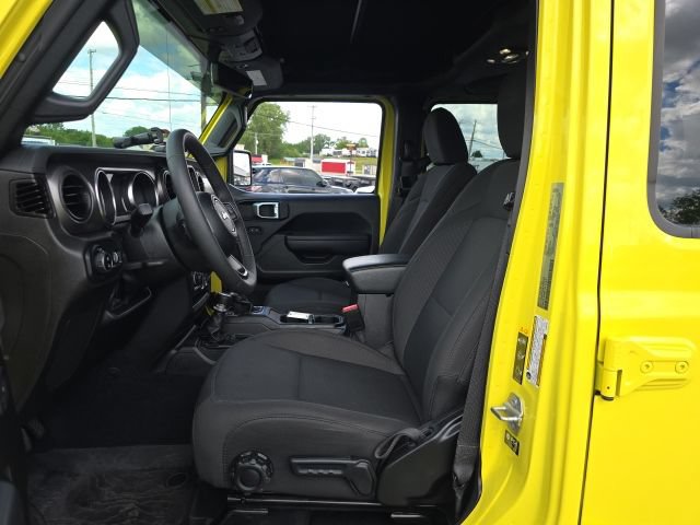 Used 2023 Jeep Gladiator Sport AWD/4WD image 17